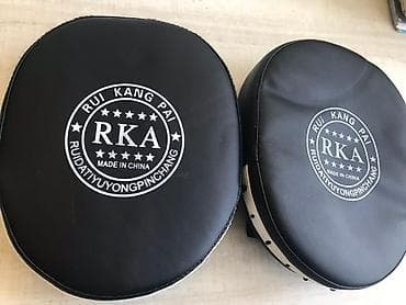 Продаётся боксёрские перчатки (груши).Почти новые, только раз