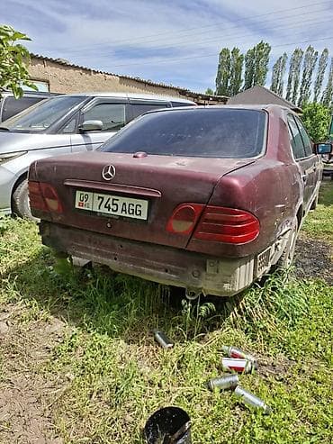 Транспорт: Mercedes-Benz E-Class: 1996 г., 3.2 л, Автомат, Бензин, Седан — 5