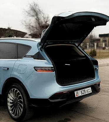 corolla e120: Voyah : 2022 г., 1.5 л, Робот, Гибрид, Кроссовер — 8