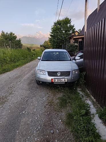 күзгү: Volkswagen Passat: 2001 г., 2.3 л, Кол менен иштөөчү, Бензин, Седан — 7