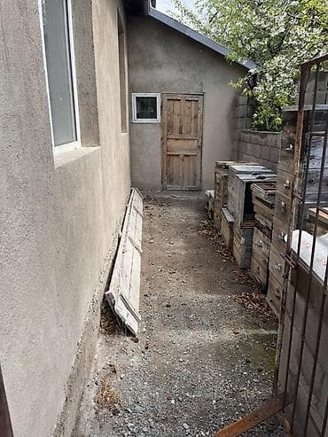 дом с бассейном: Обменяю дом на Иссык-куле- на квартиру в Бишкеке. Дом в отличном — 7