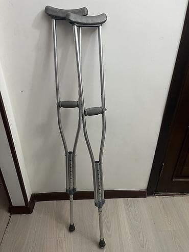 кресло туалет: Портабельный туалет-стул с ведром Костыли отдельно 1200 сом - — 5