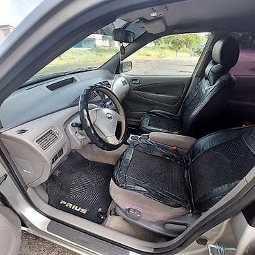 renault 21: Toyota Prius: 2001 г., Гибрид, Лифтбек — 7
