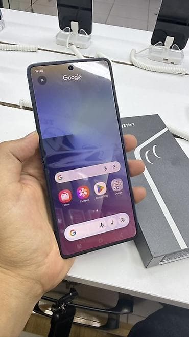 valtec kg: Samsung Galaxy Z Flip7, Б/у, 512 ГБ, цвет - Синий, В рассрочку, 1 SIM, 2 SIM, eSIM — 6