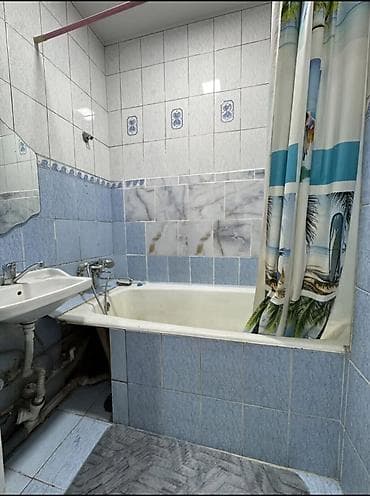 однушка 105 серии: 3 комнаты, 70 м², 105 серия, 5 этаж, Косметический ремонт — 9