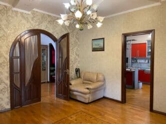 дом в центре: 330 м², 7 комнат, Утепленный, Евроремонт, Парковка — 3