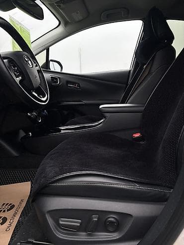 saf: Toyota Prius: 2020 г., 1.8 л, Вариатор, Гибрид, Седан — 9