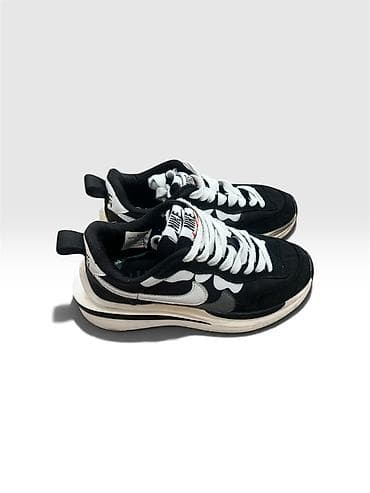 крос: ❗️10 пар обуви за 100$!!! 1️⃣ Nike кроссовки чёрно-белые, спортивные — 7