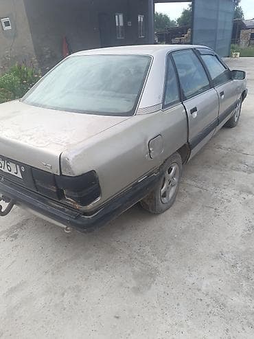 Унаа сатуу: Audi 100: 1989 г., Кол менен иштөөчү, Седан — 3