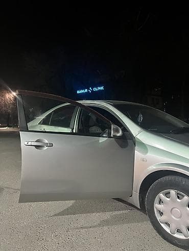 матасыкыл зид: Nissan Primera: 2001 г., 1.8 л, Автомат, Бензин, Седан — 9
