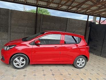 small car: Chevrolet Spark: 2017 г., 1 л, Вариатор, Бензин, Хэтчбэк — 4