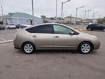 step rf3: Toyota Prius: 2004 г., 1.5 л, Вариатор, Гибрид, Хэтчбэк — 2