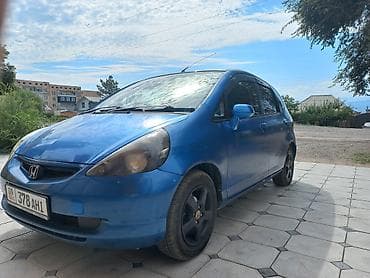 э 2: Honda Fit: 2004 г., 1.3 л, Вариатор, Бензин, Хэтчбэк — 4