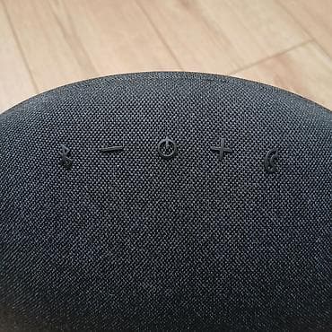 audio technica: Harman/Kardon Onyx Studio 8 (серия Onyx, узнаваемый «кольцевой» — 3