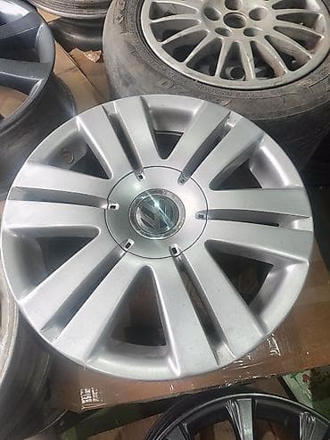 Литые Диски R 16 Volkswagen, Комплект, отверстий - 5, Б/у at lalafo.kg Литые Диски R 16 Volkswagen, Комплект, отверстий - 5, Б/у