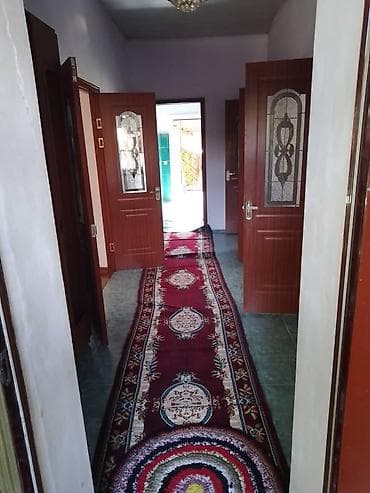 бишкек восток 5: 100 м², 5 бөлмө, Унаа токтотуучу жай, Жертөлө, ороо, Забор, тосулган — 9