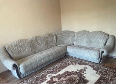 Угловой диван в классическом стиле. - Форма: правосторонний угол