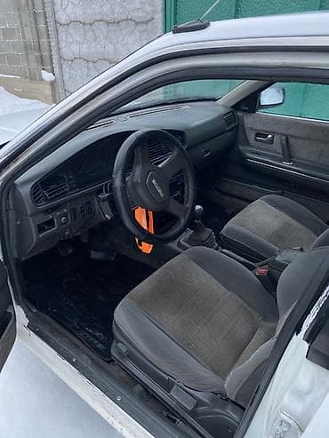 мазда 626 капелла: Mazda 626: 1989 г., 2 л, Механика, Бензин, Седан — 2