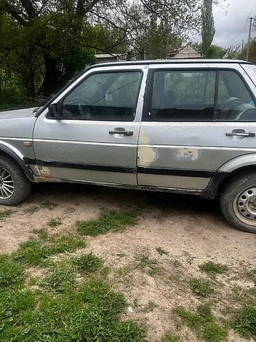 дамкрат авто: Volkswagen Jetta: 1988 г., 1.8 л, Ручные, Бензин, Седан — 3
