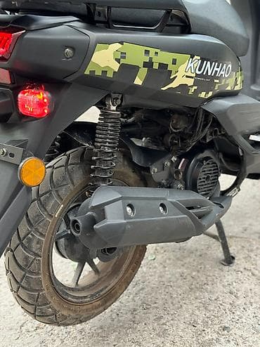 скутер 30000: Тип скутера Tank, 150 куб. см, Бензин, Б/у — 5