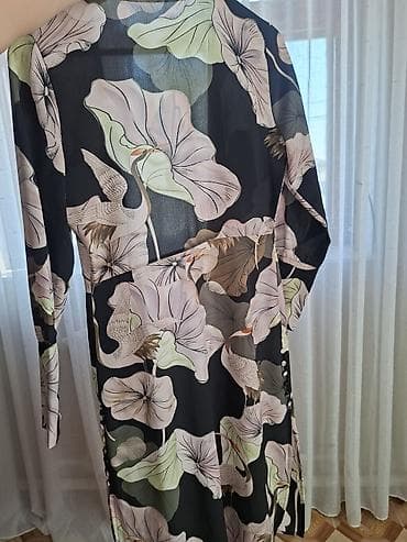 кимона: Платье-запах из легкой ткани с классным принтом лотосов и журавлей на — 2