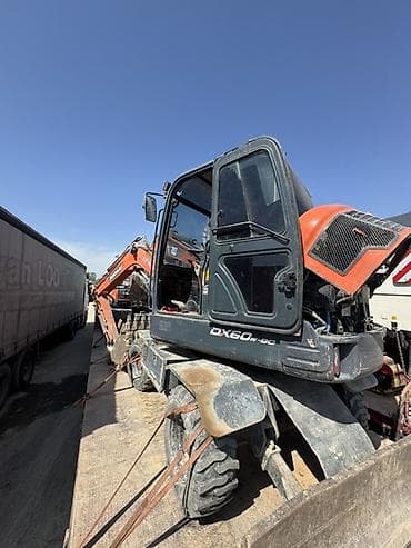 установка задней камеры на авто: Экскаватор, Doosan, Колесный — 8