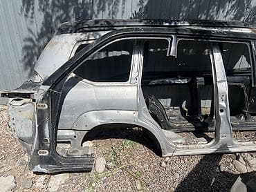 cruiser: Кузовная перегородка Toyota, Б/у, Оригинал — 4
