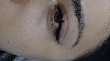 лампа для ресницы: Наращивание ресниц - Эффект: выразительный изгиб и заметное утолщение — 4