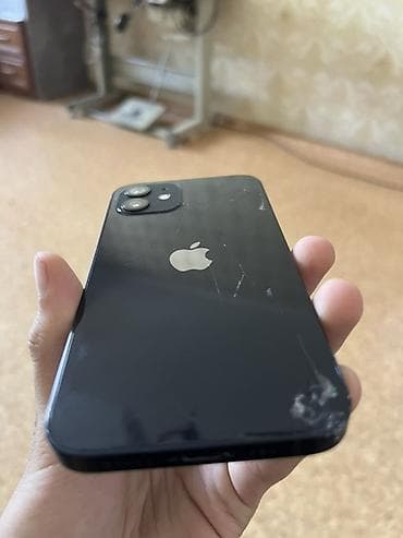 IPhone 12, Черный