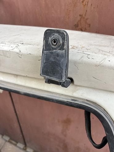 geely emgrand: Крышка багажника Infiniti, 2010 г., Б/у, Оригинал — 5