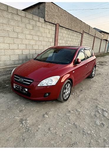 Kia Ceed: 2008 г., Механика, Хэтчбэк
