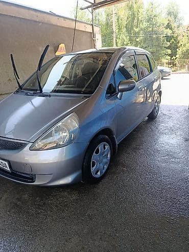 honda corolla: Honda Fit: 2005 г., 1.3 л, Вариатор, Бензин, Хэтчбэк — 4