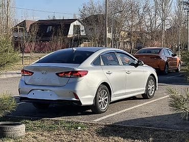 golf variant: Hyundai Sonata: 2019 г., 2 л, Автомат, Газ, Седан — 5
