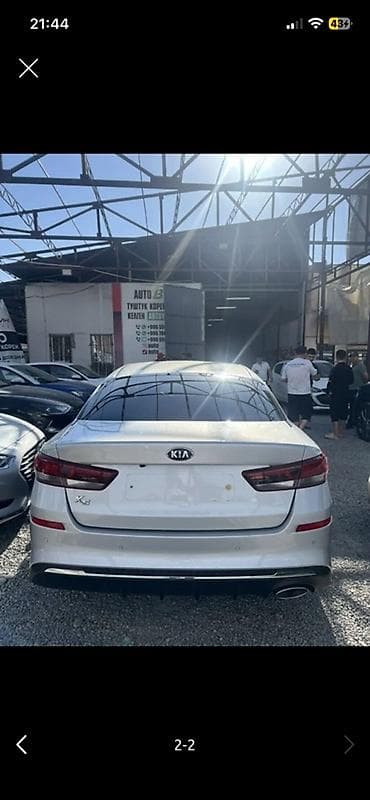 Продажа авто: Kia K5: 2020 г., Бензин, Седан — 2