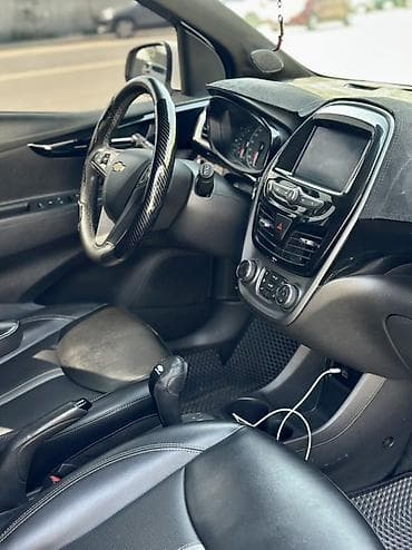 mini car: Chevrolet Spark: 2020 г., 1 л, Вариатор, Бензин, Хэтчбэк — 9