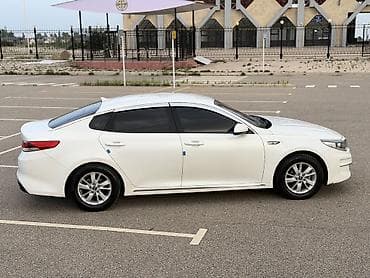 передвижной дом: Kia K5: 2017 г., 2 л, Автомат, Газ, Седан — 9