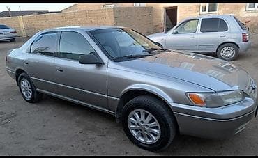 plug in: Toyota Camry: 1997 г., 2.2 л, Автомат, Бензин, Седан — 3