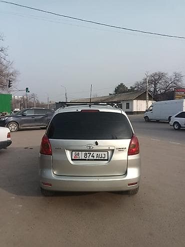 sprinter 4x4: Toyota Corolla Verso: 2003 г., 1.6 л, Ручные, Бензин, Хэтчбэк — 3