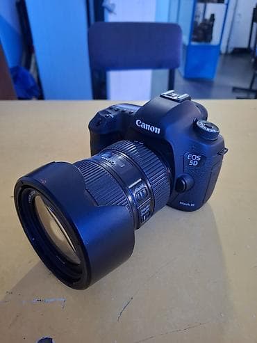 Продаю фотоаппарат canon 5d mark 3 III с объективом 24-105 II