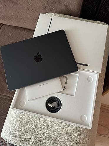 Ультрабук, Б/у, Apple M2, ОЗУ, RAM: 8 ГБ, В рассрочку