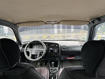 r 9: Volkswagen Passat: 1991 г., 2 л, Механика, Бензин, Седан — 6