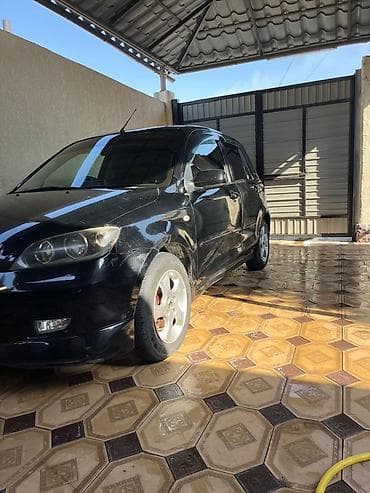 кузов нексия 2: Mazda Demio: 2004 г., 1.5 л, Автомат, Хэтчбэк — 4