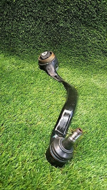 bmw e39 4 4: Передний правый рычаг BMW 2009 г., Б/у, Оригинал, Германия — 5