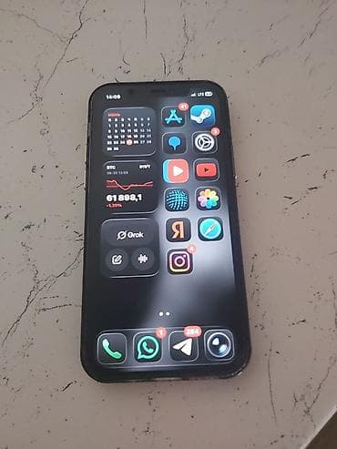 IPhone 12 Pro, Б/у, 256 ГБ, Графит, Чехол, 82 %