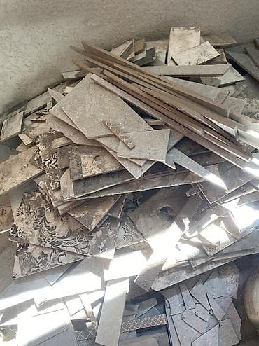 объявление о находке документов: ♻️ БЕСПЛАТНО ♻️ Отдам обрезки плитки и керамики разных размеров. 📍 — 1