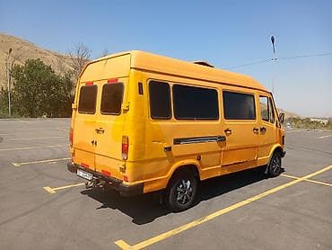 1992: Mercedes-Benz : 1992 г., 3 л, Механика, Дизель, Бус — 10
