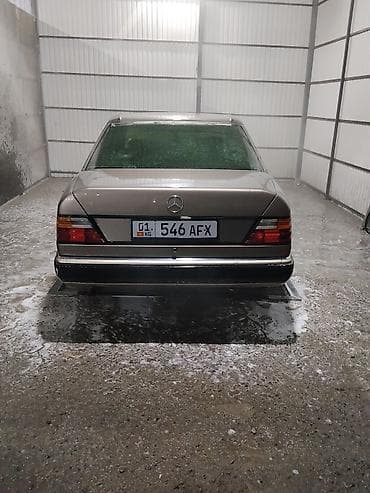 sl 55: Mercedes-Benz W124: 1990 г., Седан — 1