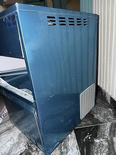 военный бутка: Ледогенератор напольного/встраиваемого типа - Корпус из металла, цвет — 4