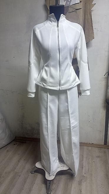 Стиральные машины: Стиральная машина LG (фронтальная загрузка), серый цвет. - Загрузка — 2