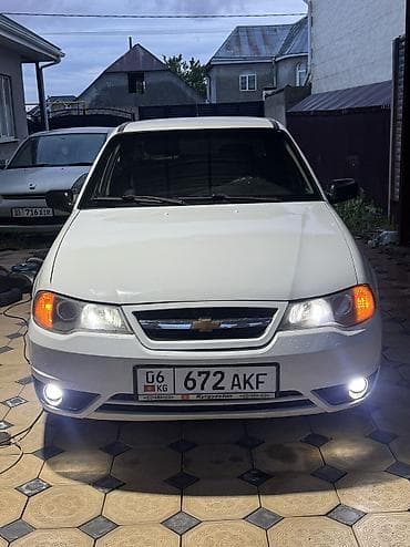 Daewoo Nexia: 2011 г., Механика, Бензин, Седан
